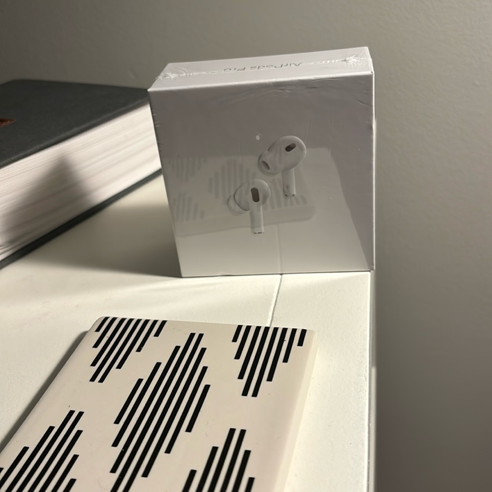 Brand new Apple AirPods Pro gen2